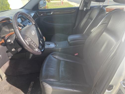 2009 Hyundai Genesis 3.8