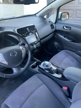 2015 Nissan Leaf SV