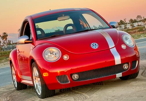 Red 2002 Volkswagen New Beetle Turbo S