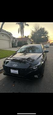 Black 2023 Hyundai ELANTRA SEL