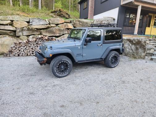 Blue 2014 Jeep Wrangler Sport