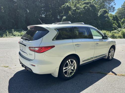 White 2014 INFINITI QX60 Base