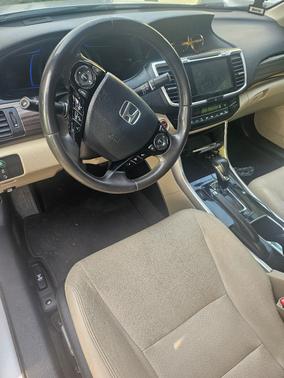 2017 Honda Accord Hybrid EX-L