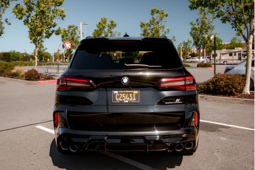 2022 BMW X5 M Base