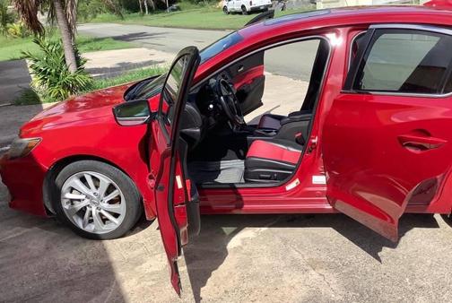Photo 2 of 13 of 2017 Acura ILX Premium Package