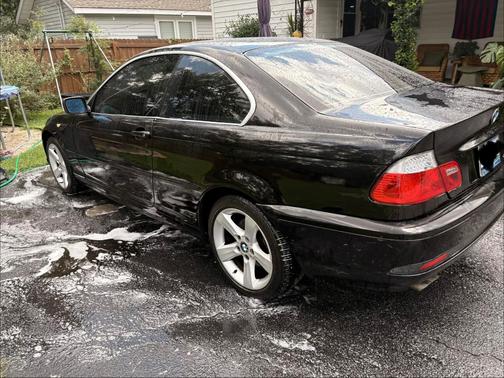 Black 2004 BMW 325 Ci