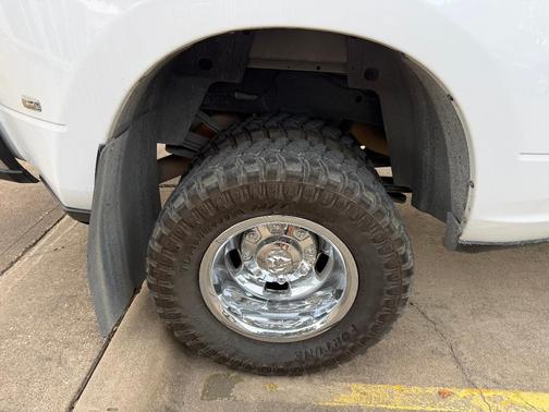 White 2022 RAM 3500 Tradesman