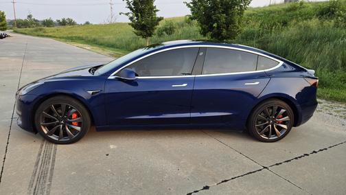 2018 Tesla Model 3 Long Range