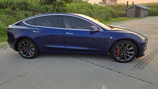 2018 Tesla Model 3 Long Range