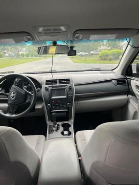 Black 2016 Toyota Camry LE