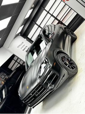 2024 Porsche Cayenne AWD
