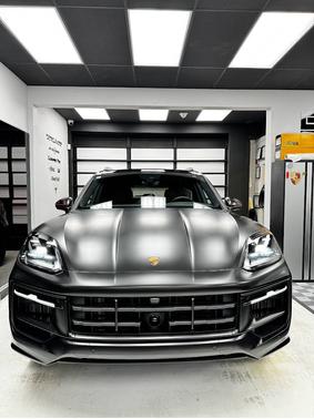 2024 Porsche Cayenne AWD