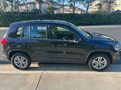 Black 2014 Volkswagen Tiguan Auto S
