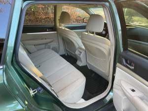 2012 Subaru Outback 2.5i Premium