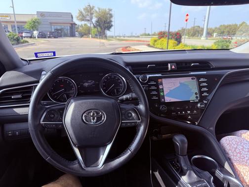 2019 Toyota Camry XLE