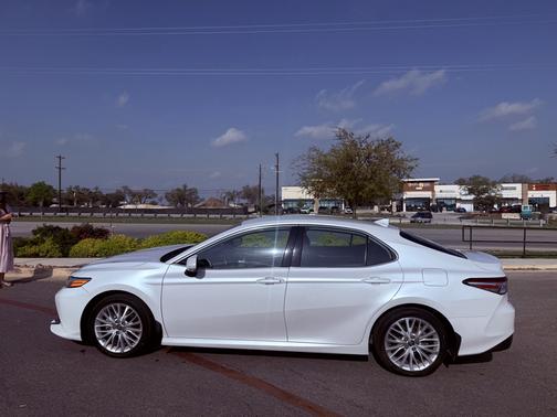 2019 Toyota Camry XLE