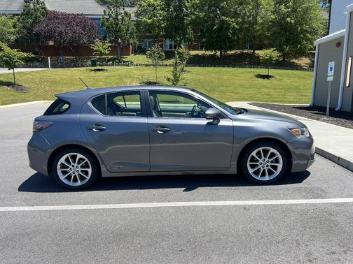 2013 Lexus CT 200h Premium