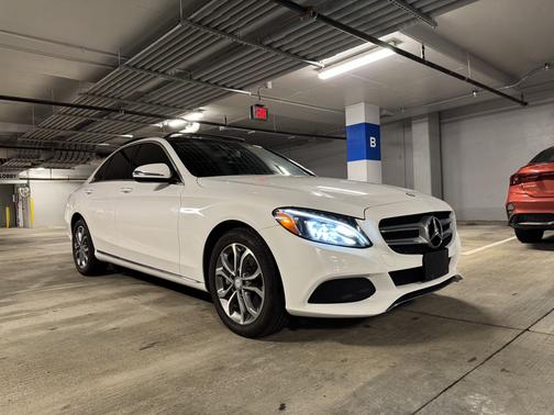 2016 Mercedes-Benz C-Class C 300 4MATIC Luxury