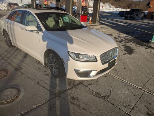 2018 Lincoln MKZ Select