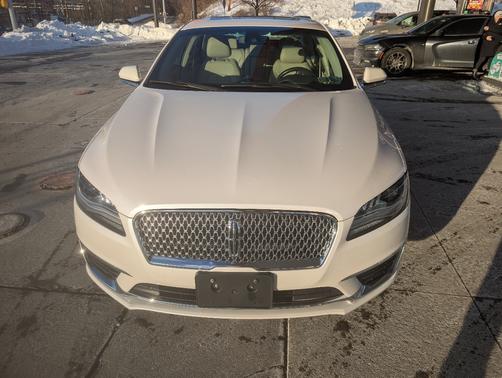 2018 Lincoln MKZ Select