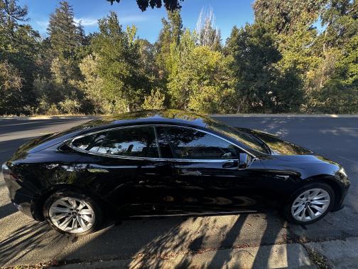 2018 Tesla Model S 75D