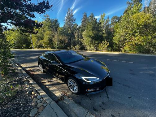 2018 Tesla Model S 75D