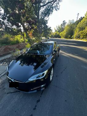 2018 Tesla Model S 75D