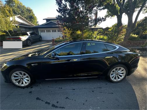 2018 Tesla Model S 75D