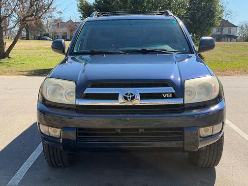 Blue 2005 Toyota 4Runner SR5 V8