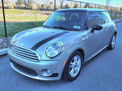 2011 MINI Cooper Base