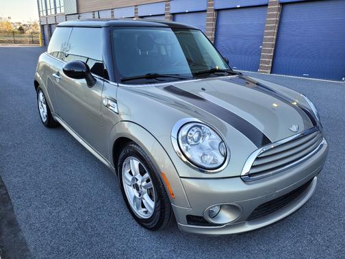 2011 MINI Cooper Base