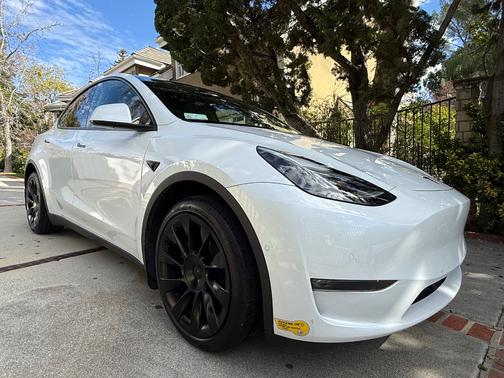 White 2022 Tesla Model Y Long Range