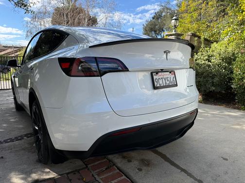 White 2022 Tesla Model Y Long Range