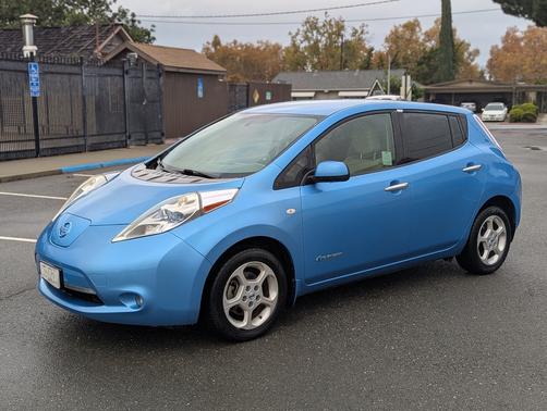 2012 Nissan Leaf SL