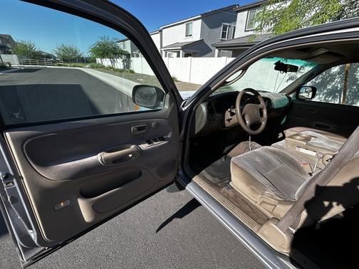 2000 Toyota Tundra SR5 Access Cab