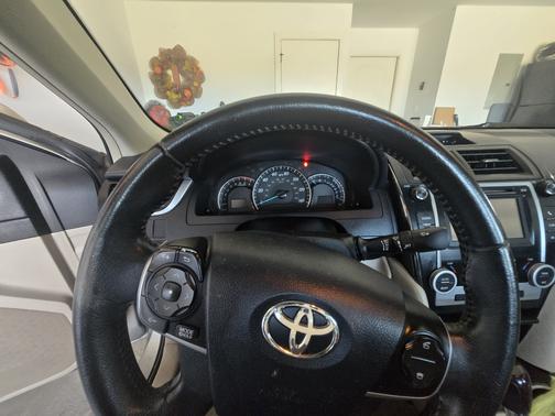 2013 Toyota Camry XLE