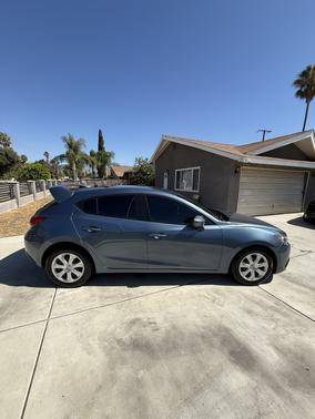 2016 Mazda Mazda3 i Sport