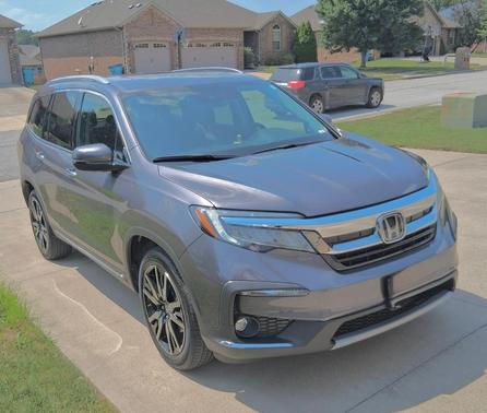 Gray 2021 Honda Pilot Touring 8-Passenger
