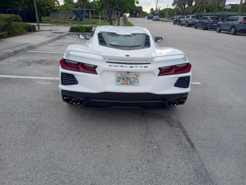 2022 Chevrolet Corvette Stingray w/1LT