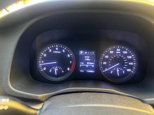 2017 Hyundai TUCSON SE