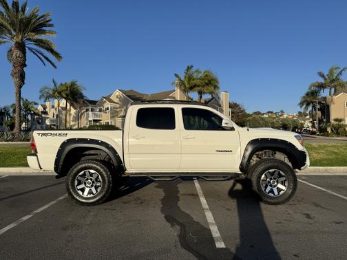 2013 Toyota Tacoma Base