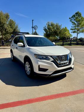 White 2020 Nissan Rogue S