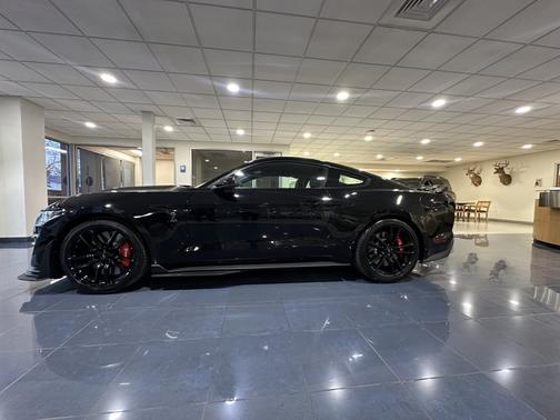 Black 2021 Ford Shelby GT500 Base