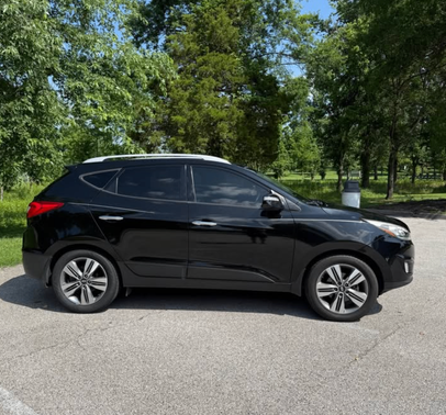 Black 2015 Hyundai TUCSON Limited