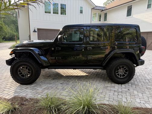 Black 2022 Jeep Wrangler Unlimited Rubicon 392