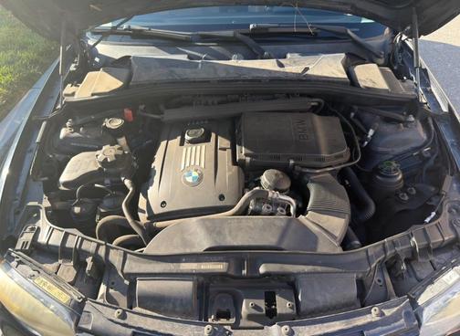 Blue 2008 BMW 135 i