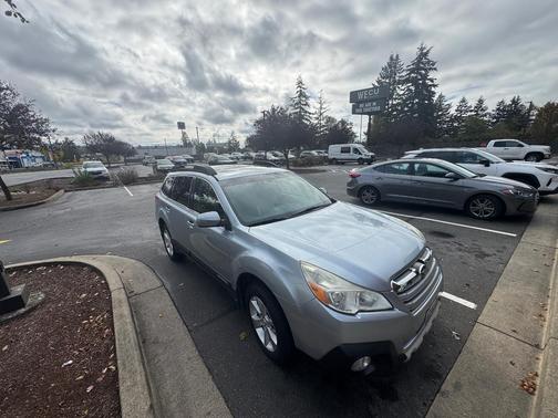 Silver 2013 Subaru Outback 2.5i Limited