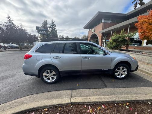 Silver 2013 Subaru Outback 2.5i Limited