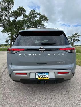 Gray 2024 Nissan Pathfinder Platinum