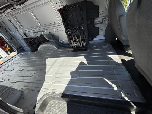 2014 Ford E350 Super Duty Cargo